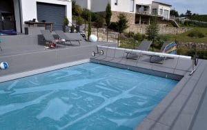 Quelle Couverture Choisir pour sa Piscine ?