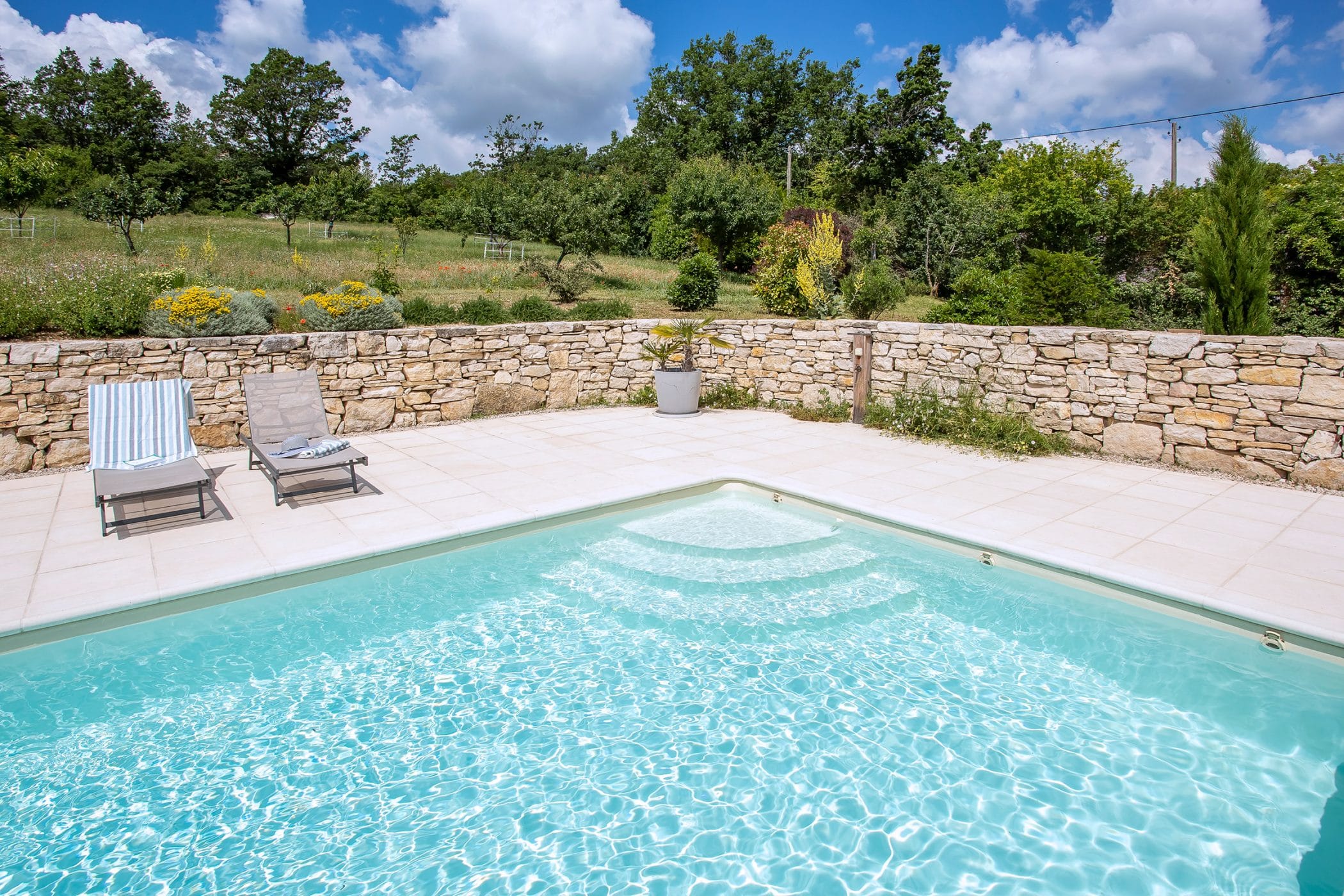Provence piscine escalier ARENA