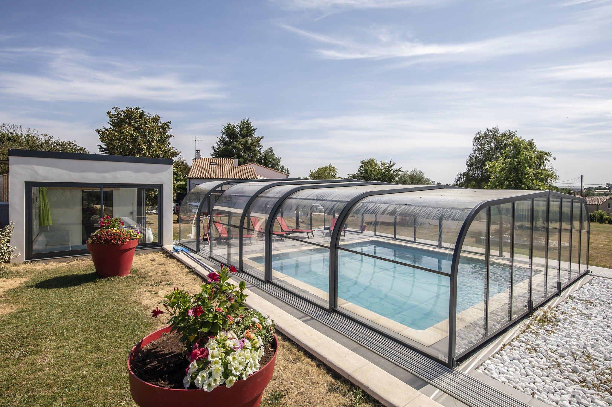 Abri de piscine plat - Votre devis sécurité piscine gratuit